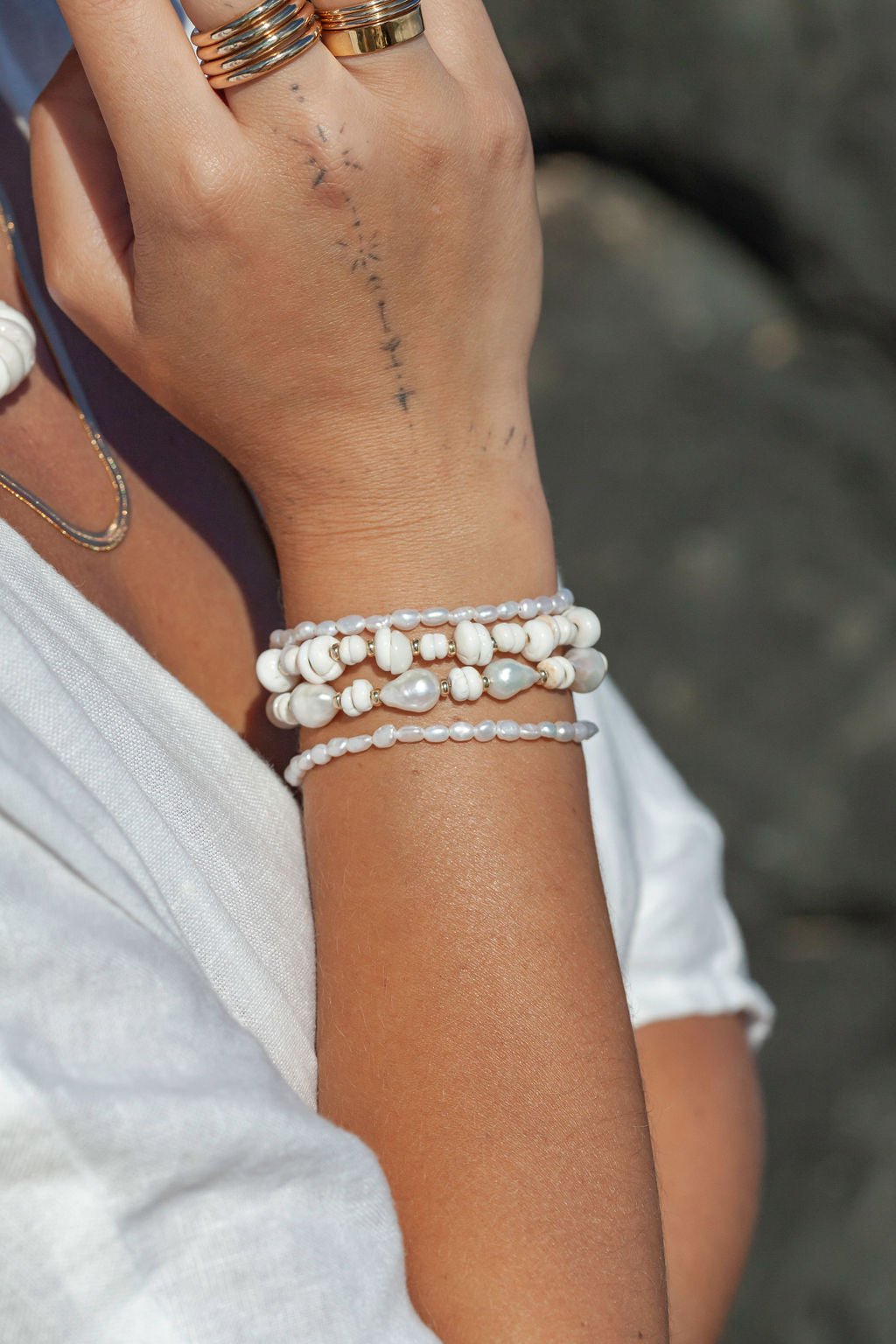 Gold Dainty White Pearl Bracelet - Maile