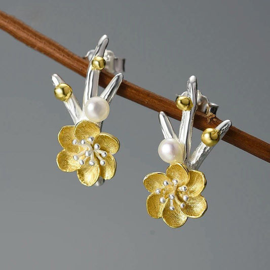 Flower Earrings with Pearl