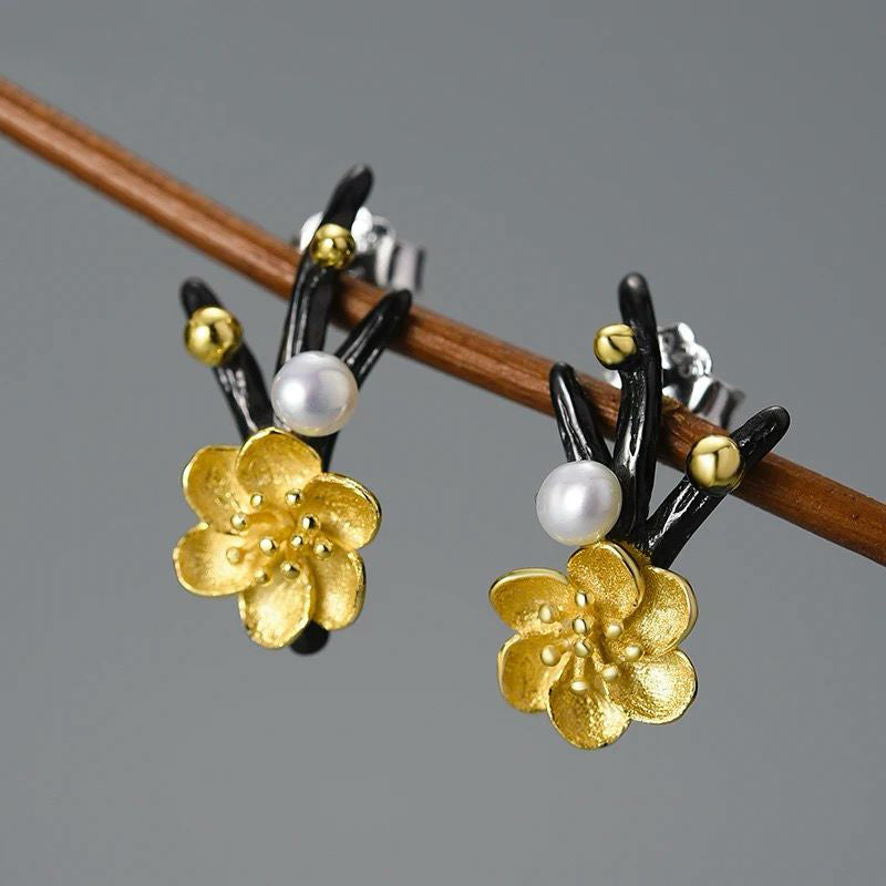Flower Earrings with Pearl