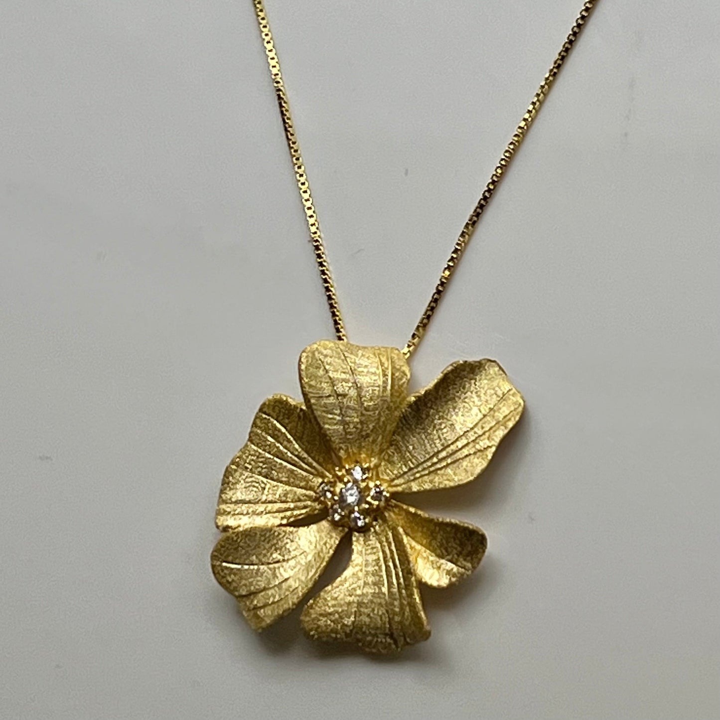 Peony Necklace