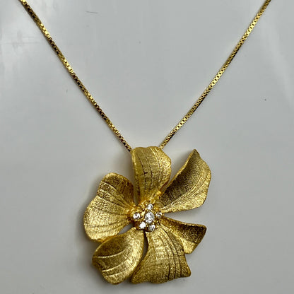 Peony Necklace