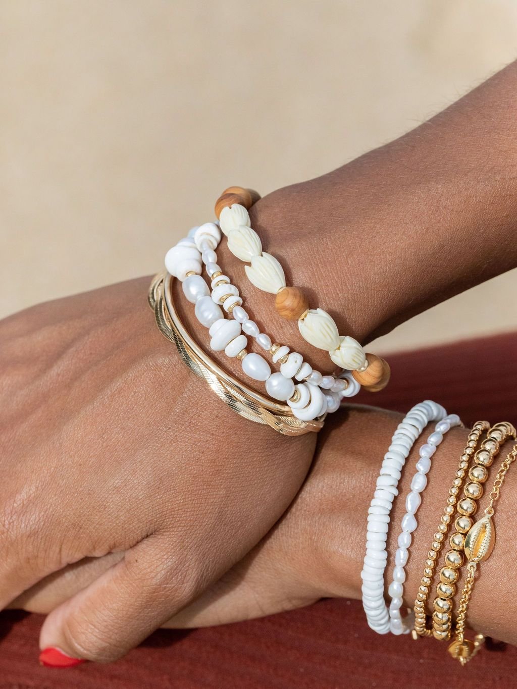 Gold Dainty White Pearl Bracelet - Maile