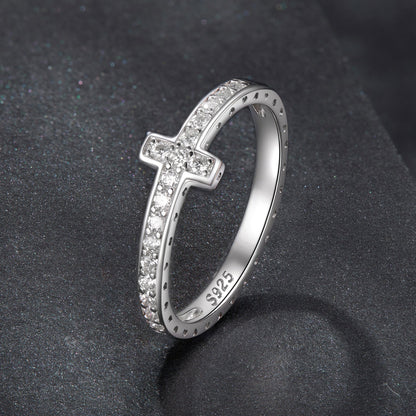 925 Sterling Silver Moissanite Ring in Size 6
