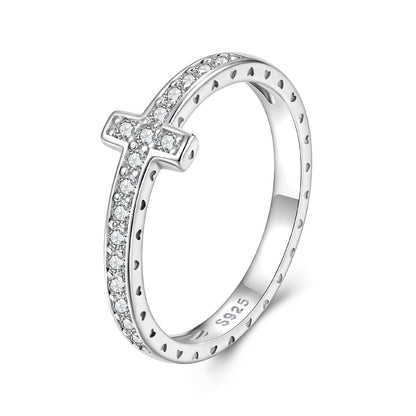 925 Sterling Silver Moissanite Ring in Size 6