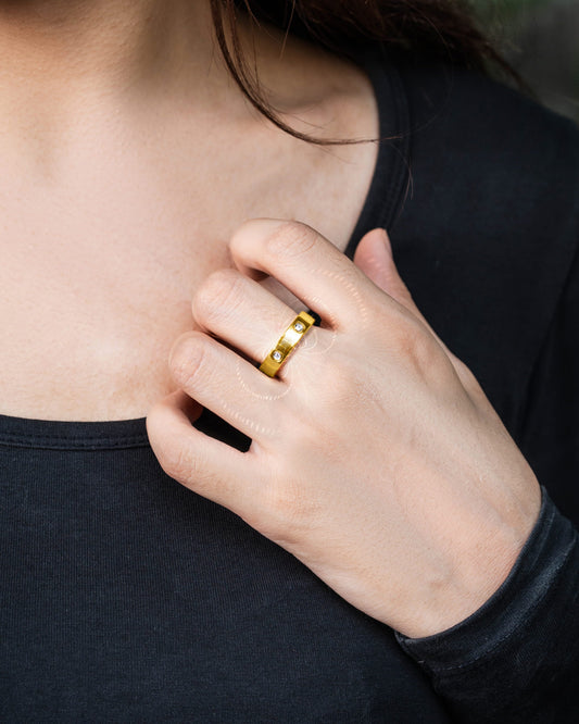 Crystal Magnetic Therapy Ring (Gold)