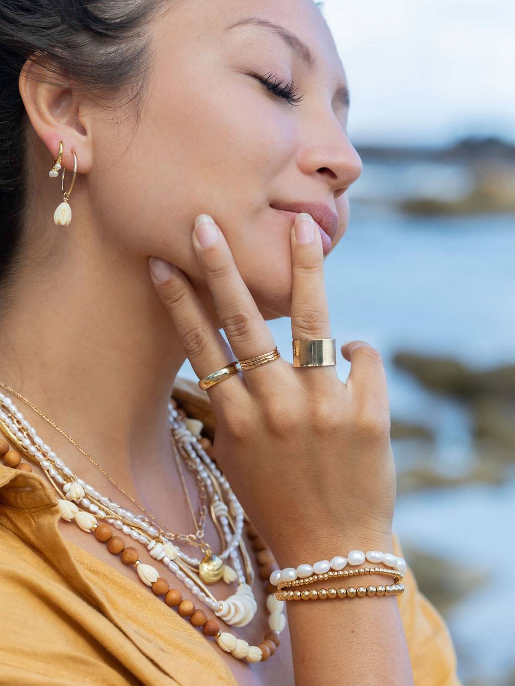 Pikake Gold Hoop Earrings - Pikake