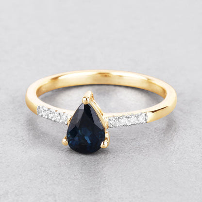 0.86 Carat Genuine Blue Sapphire and White Diamond 14K Yellow Gold Ring