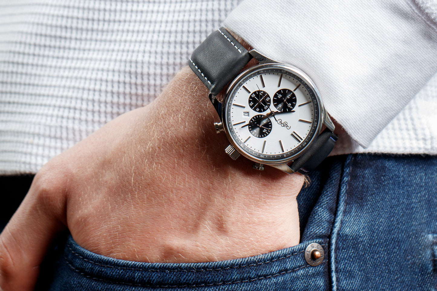 wristwatch White and Black Chronograph