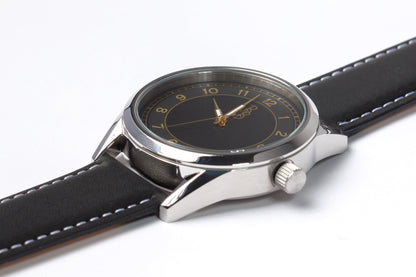 wristwatch Black and Gold Classic Watch